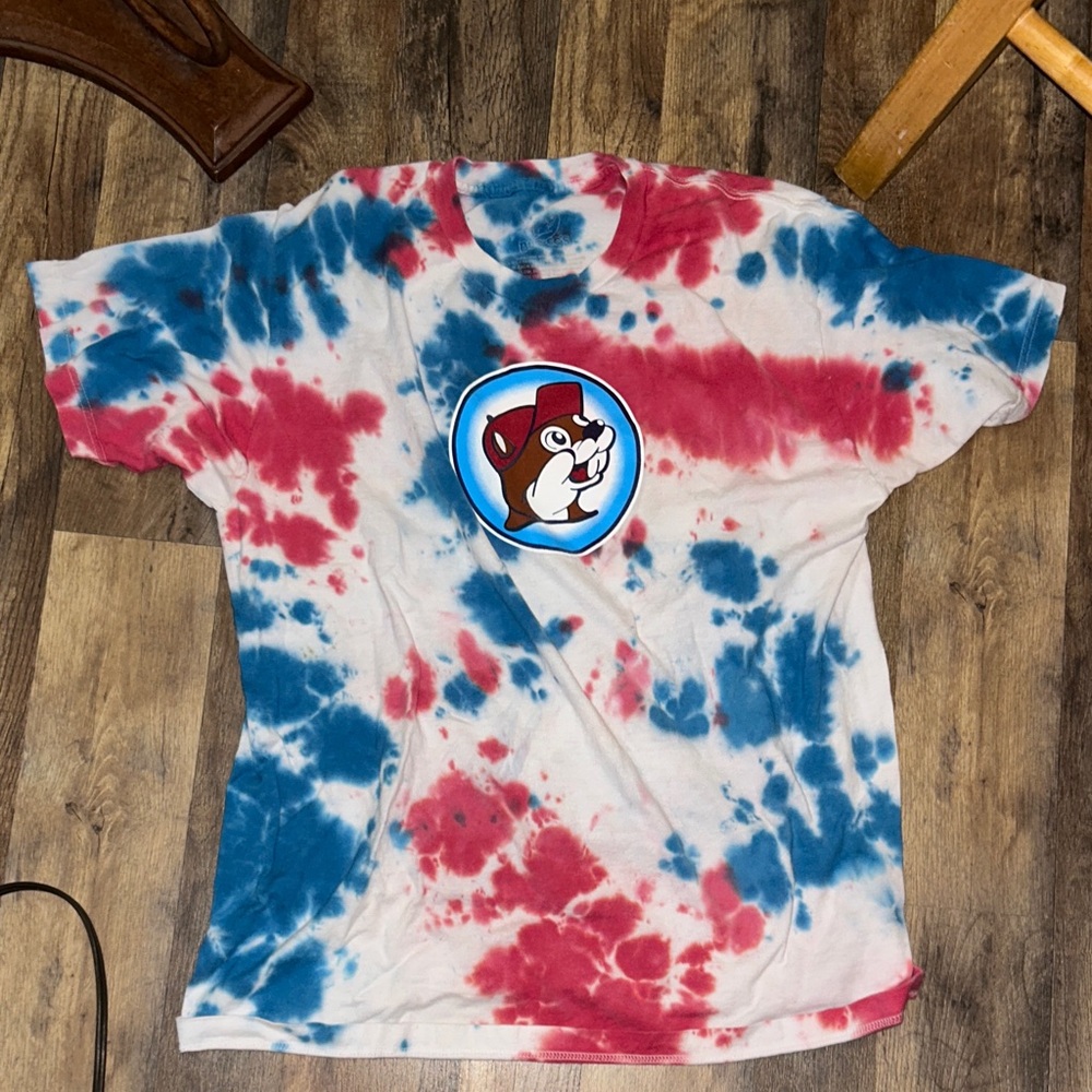 Buc-Ees  Graphic Tie-Dye T-Shirt